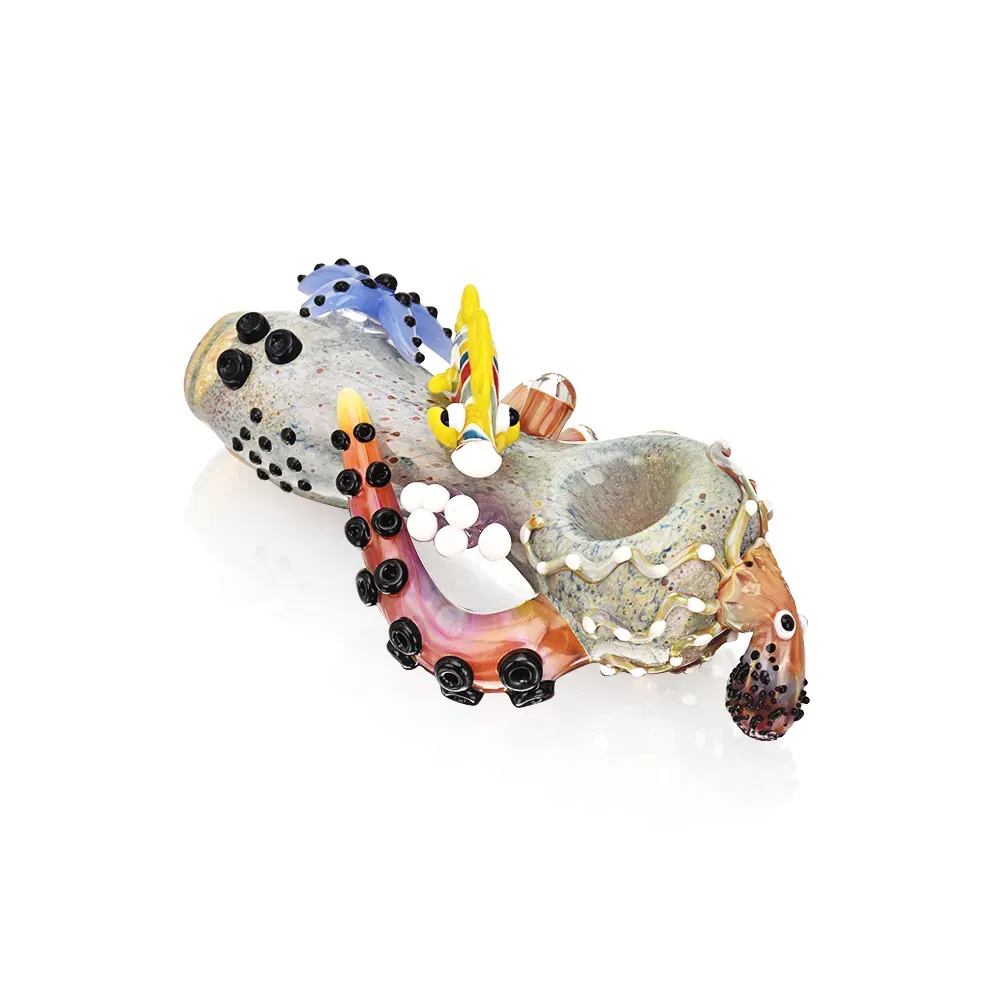 Artisan Glass Pipes & Handcrafted Designs