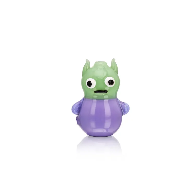 EGH27 Little Elf Hand Pipe in color option 2