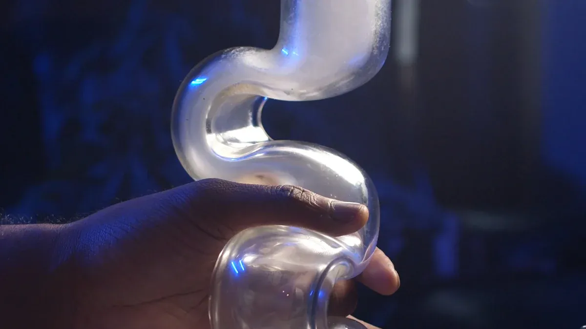 Bent Neck Bong Design