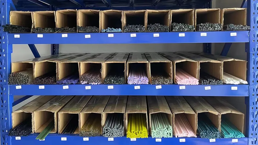 glass raw material, classification by different colors